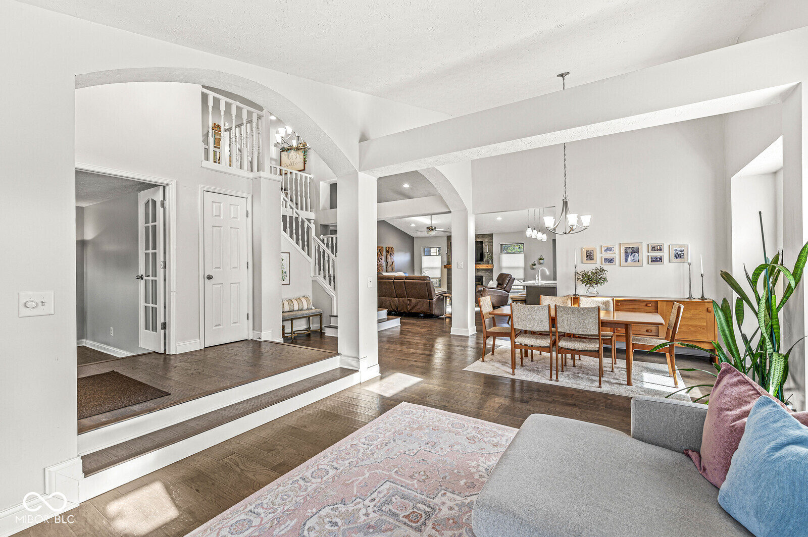 6819 Bluffridge Parkway