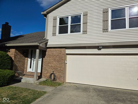 Photo of 7404 Castleton Farms North Drive #47, Indianapolis, IN 46256 (MLS # 22061472)