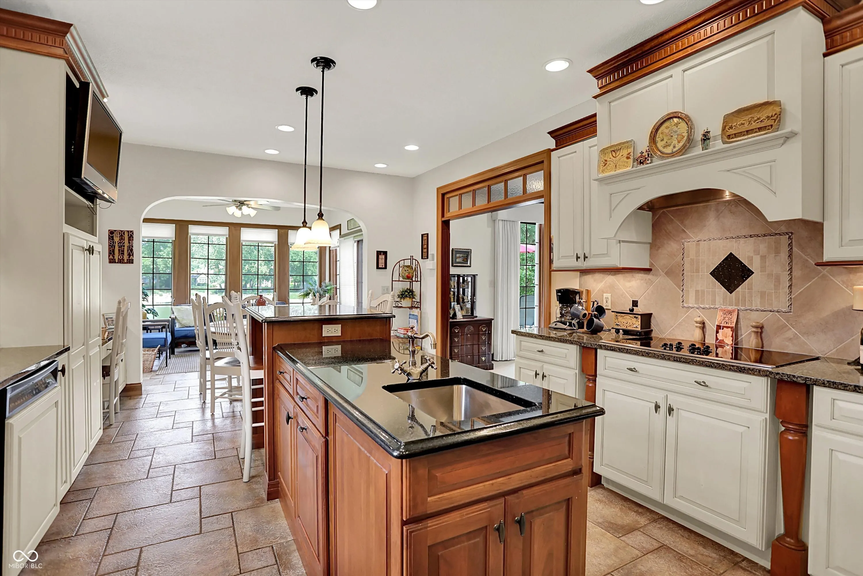 Indianapolis, Indiana 46226, United States, 4 Bedrooms Bedrooms, ,5 BathroomsBathrooms,Residential,Active,181193