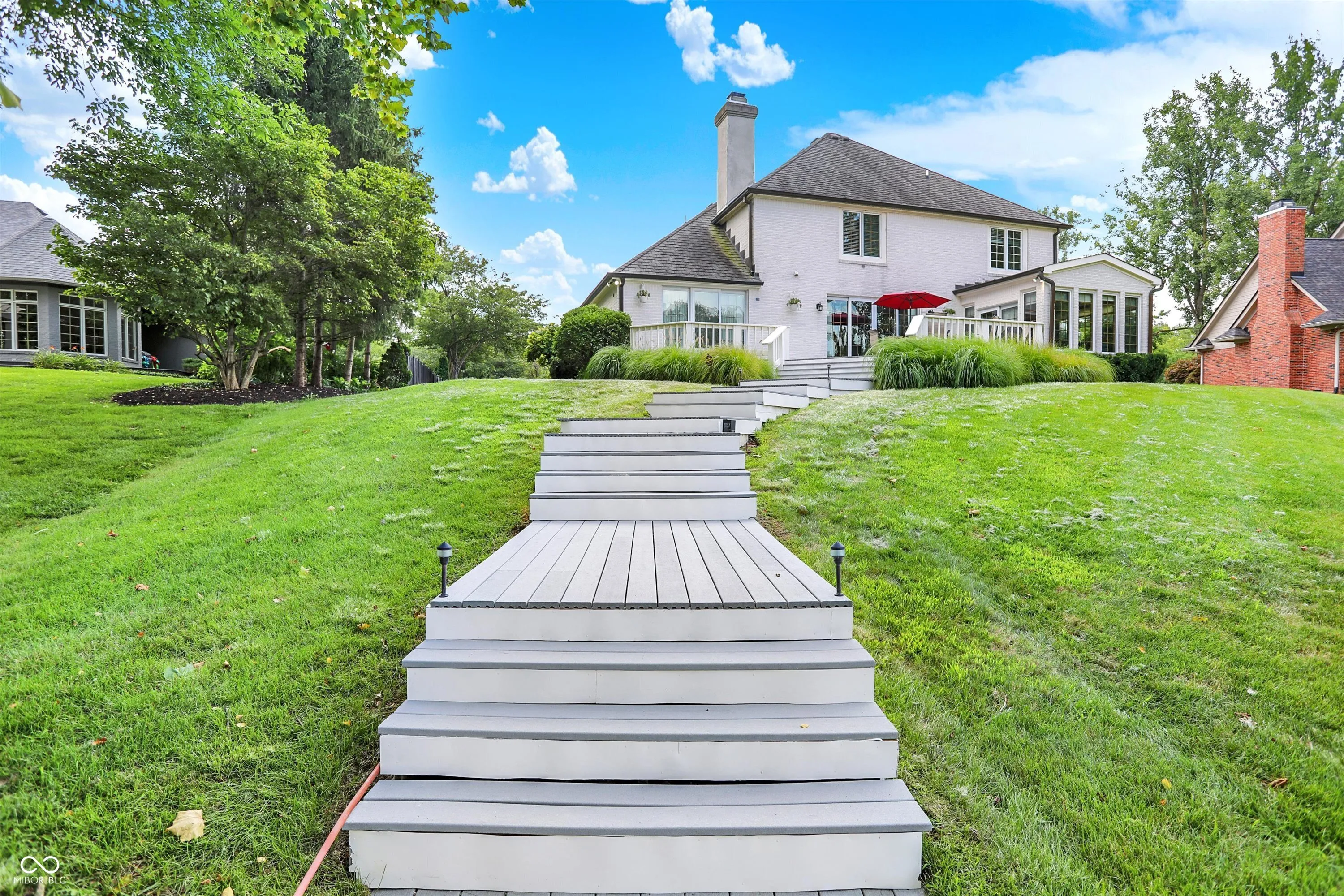 Indianapolis, Indiana 46226, United States, 4 Bedrooms Bedrooms, ,5 BathroomsBathrooms,Residential,Active,181193