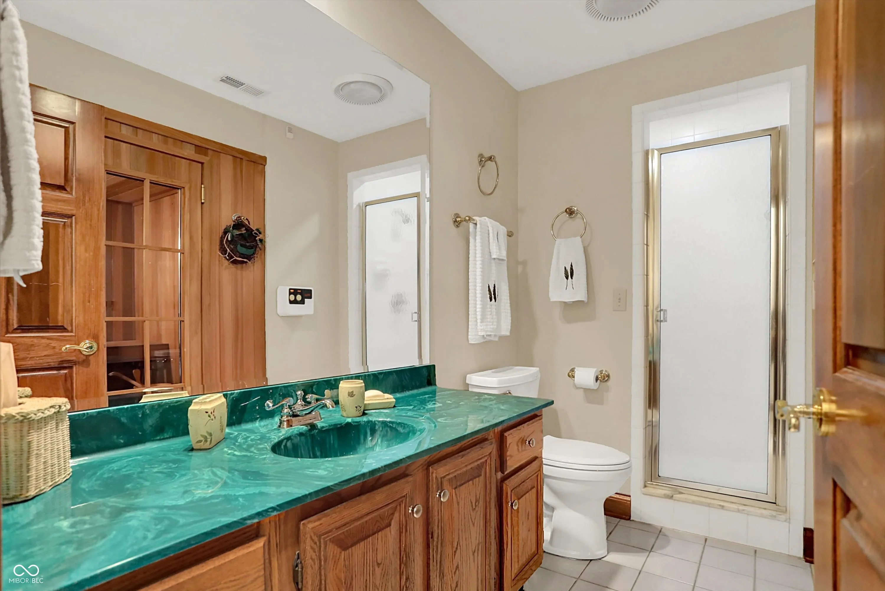 Indianapolis, Indiana 46226, United States, 4 Bedrooms Bedrooms, ,5 BathroomsBathrooms,Residential,Active,181193