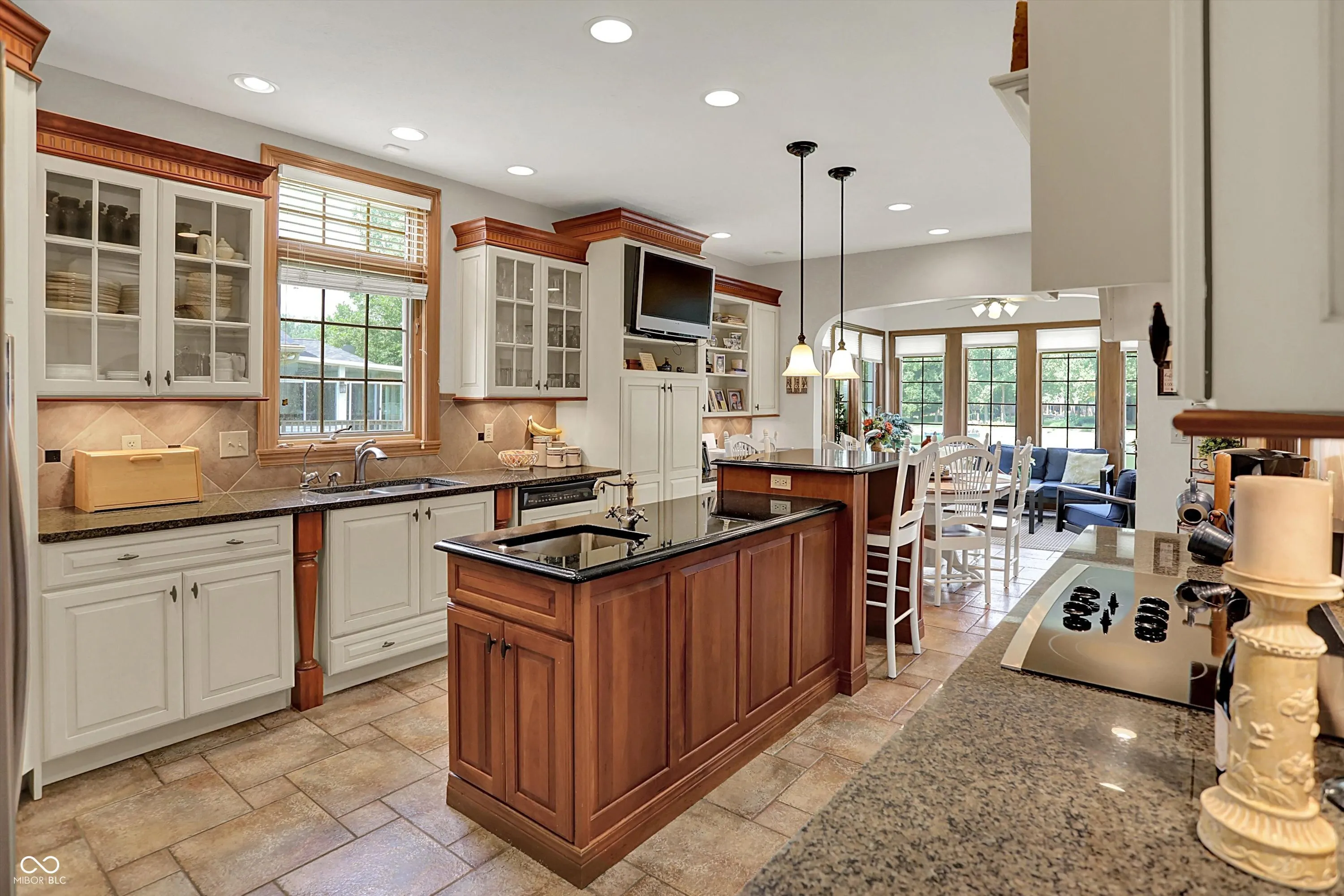 Indianapolis, Indiana 46226, United States, 4 Bedrooms Bedrooms, ,5 BathroomsBathrooms,Residential,Active,181193