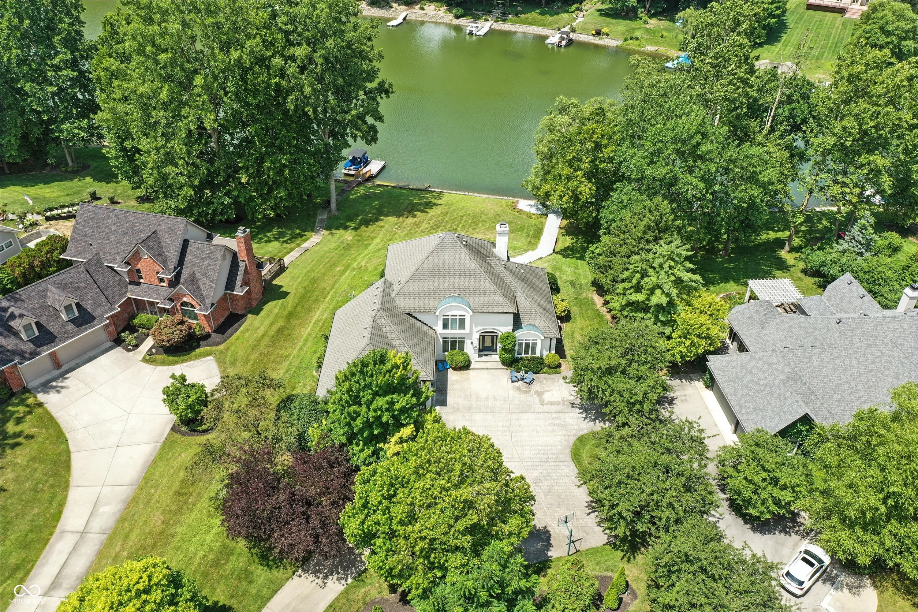 Indianapolis, Indiana 46226, United States, 4 Bedrooms Bedrooms, ,5 BathroomsBathrooms,Residential,Active,181193