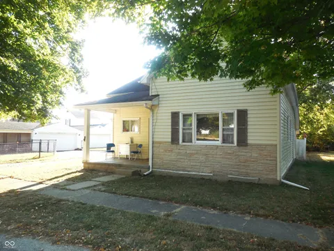 524 N Washington Street, Knightstown, IN 46148 - MLS#: 22002317
