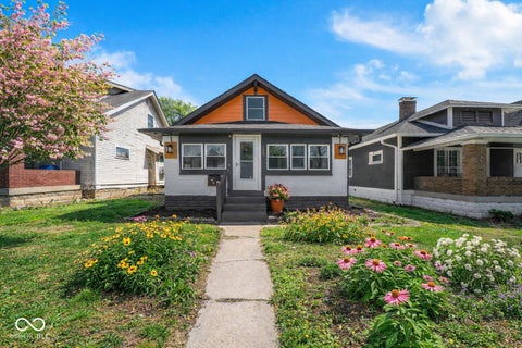 Photo of 105 N Sheffield Avenue, Indianapolis, IN 46222 (MLS # 22123658)