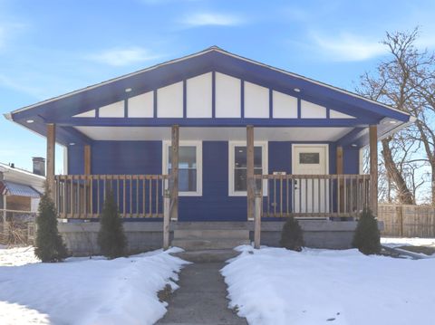 Photo of 1429 W Congress Avenue, Indianapolis, IN 46208 (MLS # 22083832)