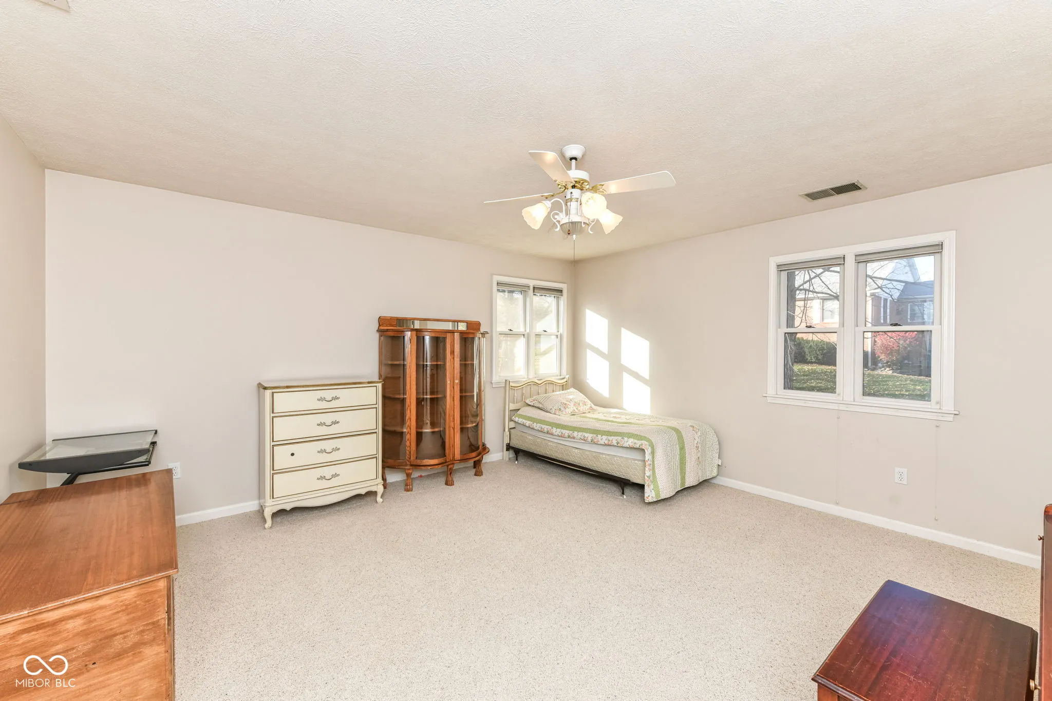 Indianapolis, Indiana 46229, United States, 4 Bedrooms Bedrooms, ,5 BathroomsBathrooms,Residential,Active,243585