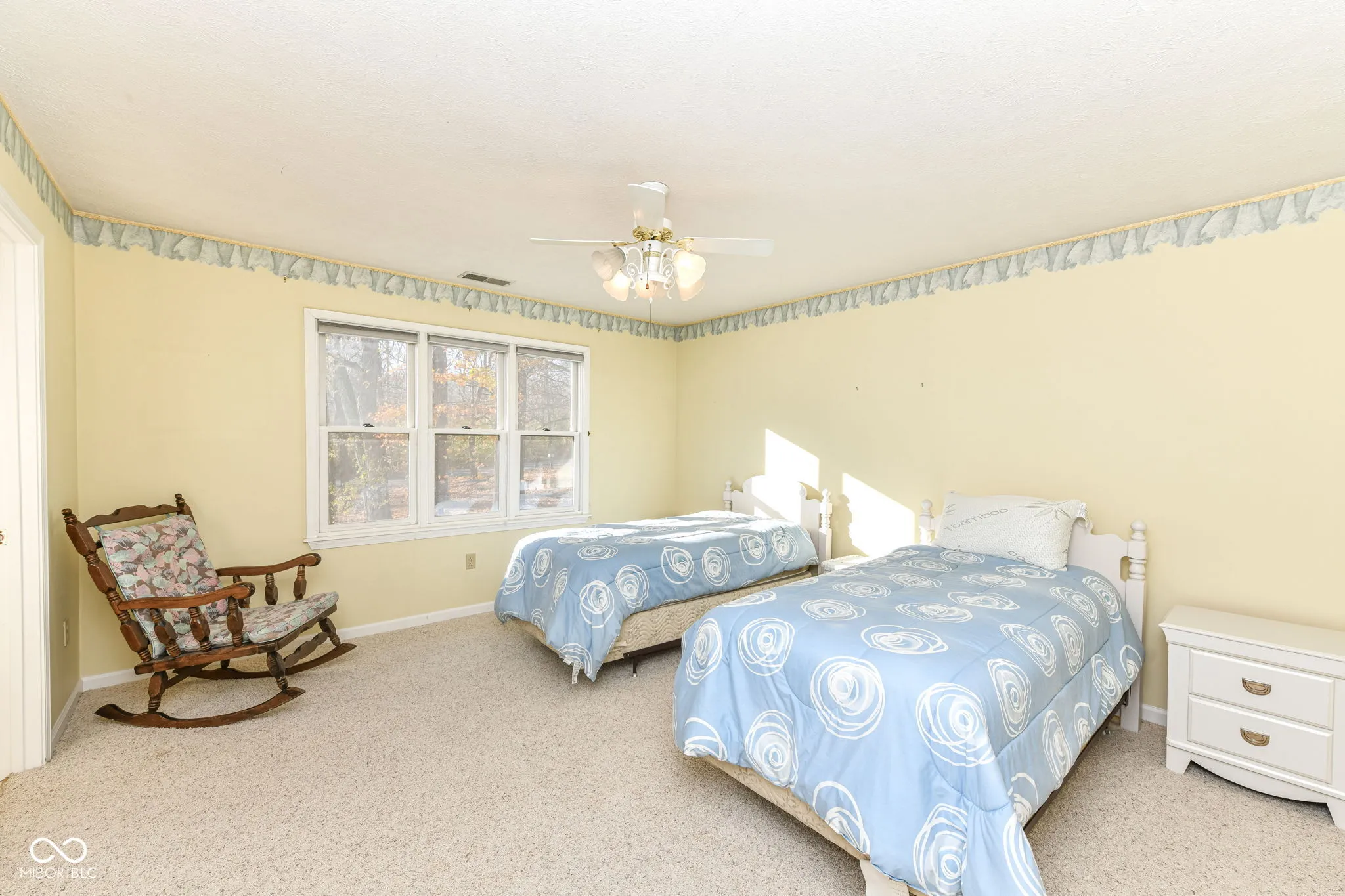 Indianapolis, Indiana 46229, United States, 4 Bedrooms Bedrooms, ,5 BathroomsBathrooms,Residential,Active,243585