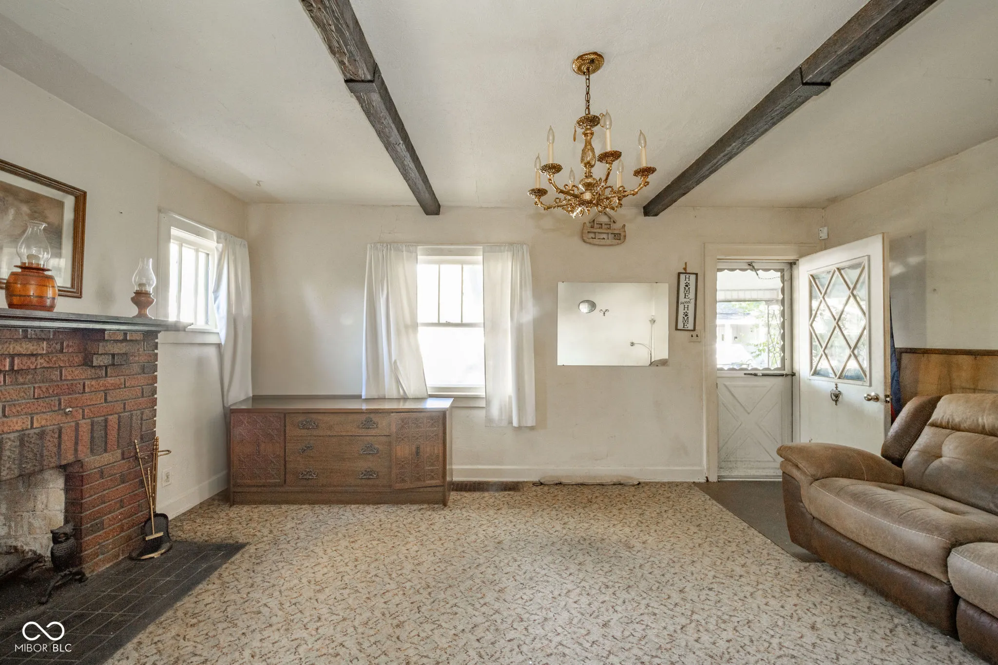 Anderson, Indiana 46016, United States, 2 Bedrooms Bedrooms, ,1 BathroomBathrooms,Residential,Active,233579