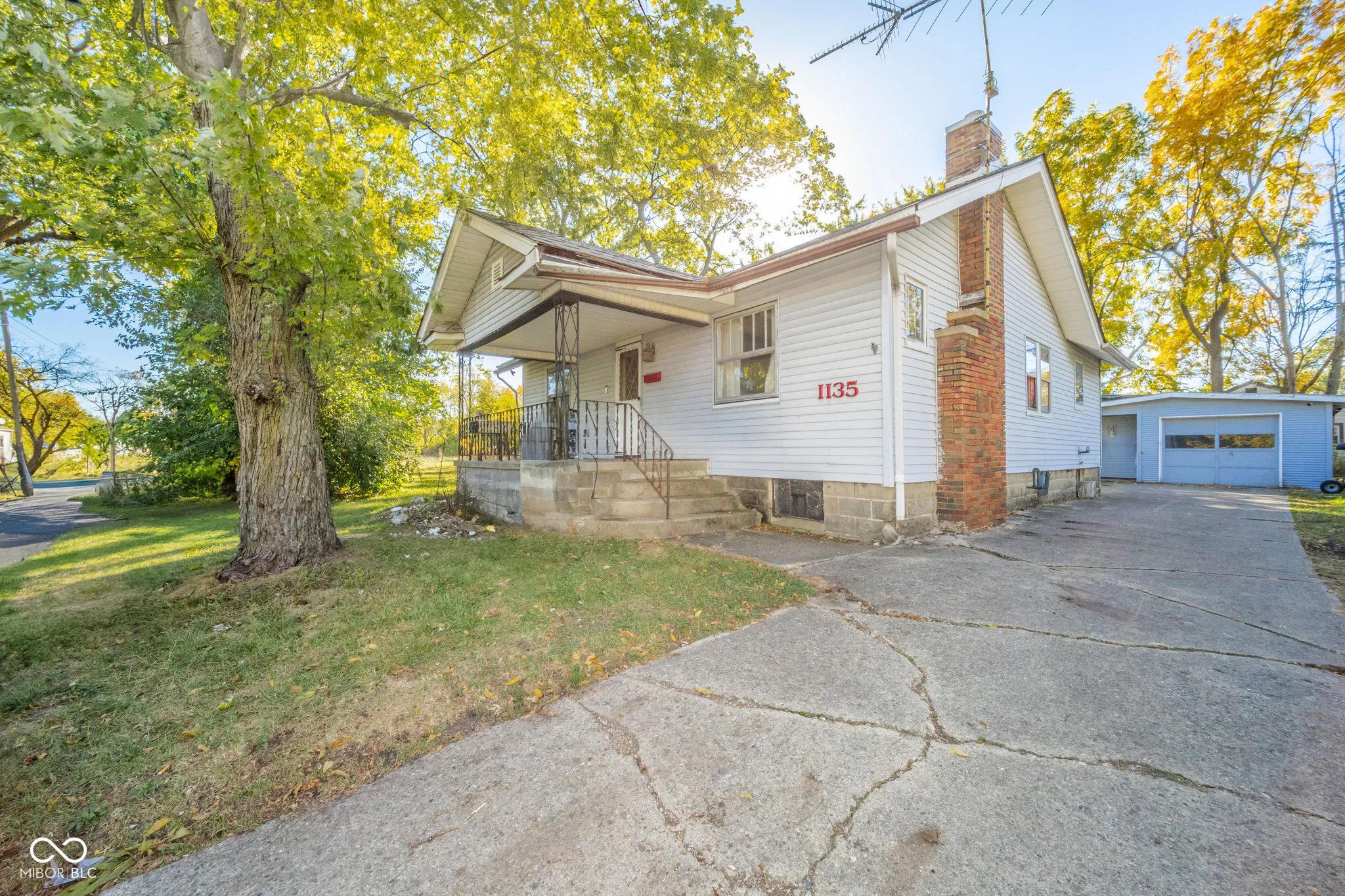 Anderson, Indiana 46016, United States, 2 Bedrooms Bedrooms, ,1 BathroomBathrooms,Residential,Active,233579