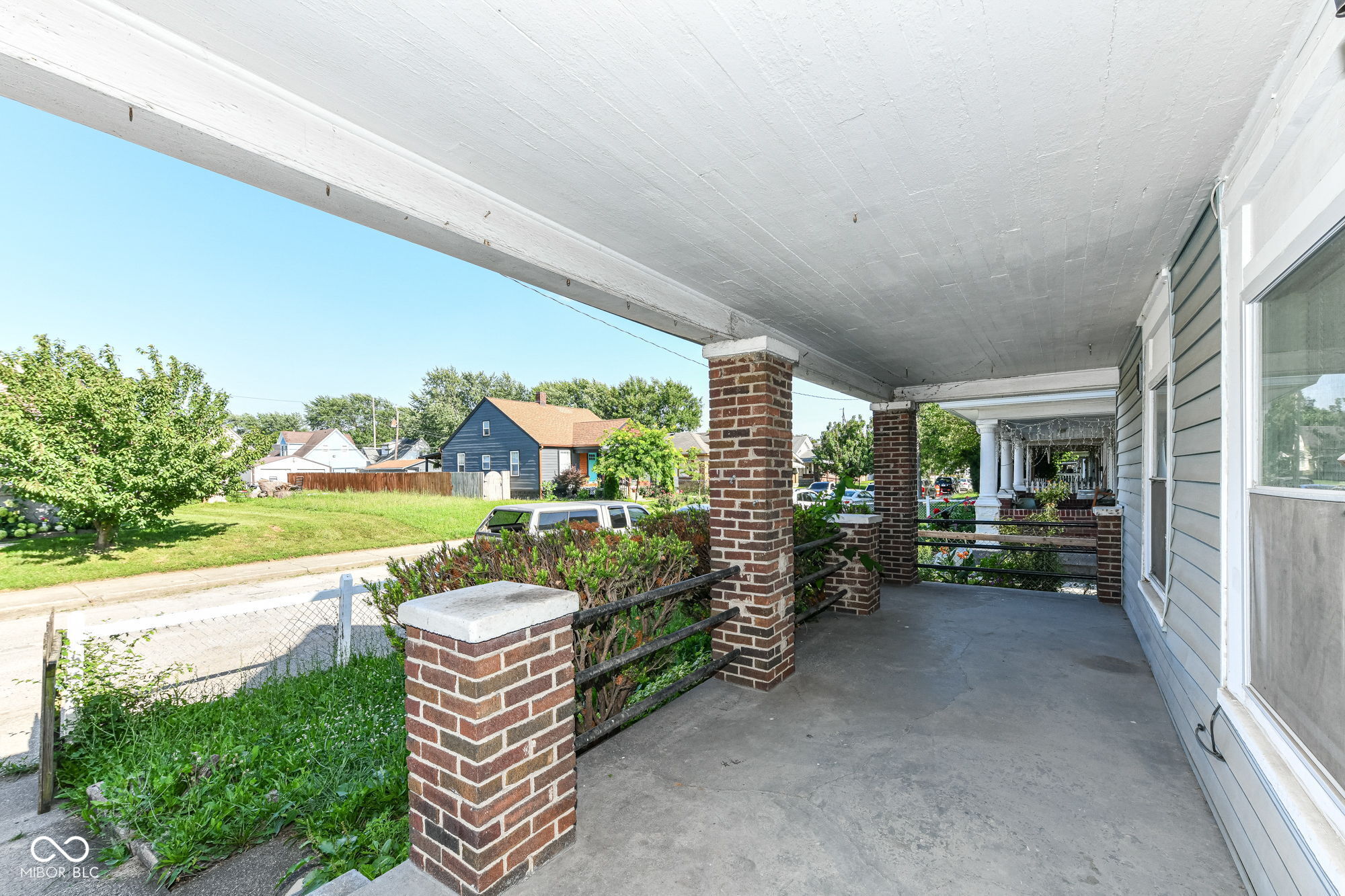 22 S Belleview Place