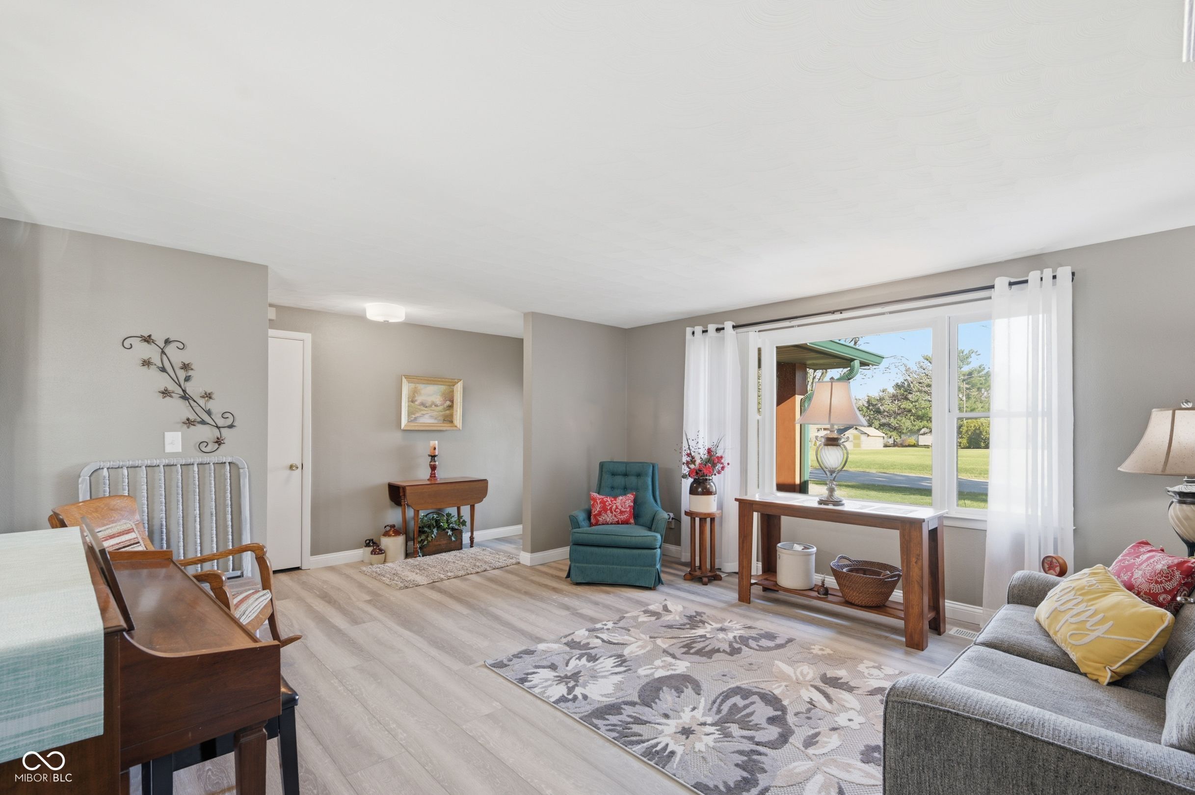 431 S Hardacre Court