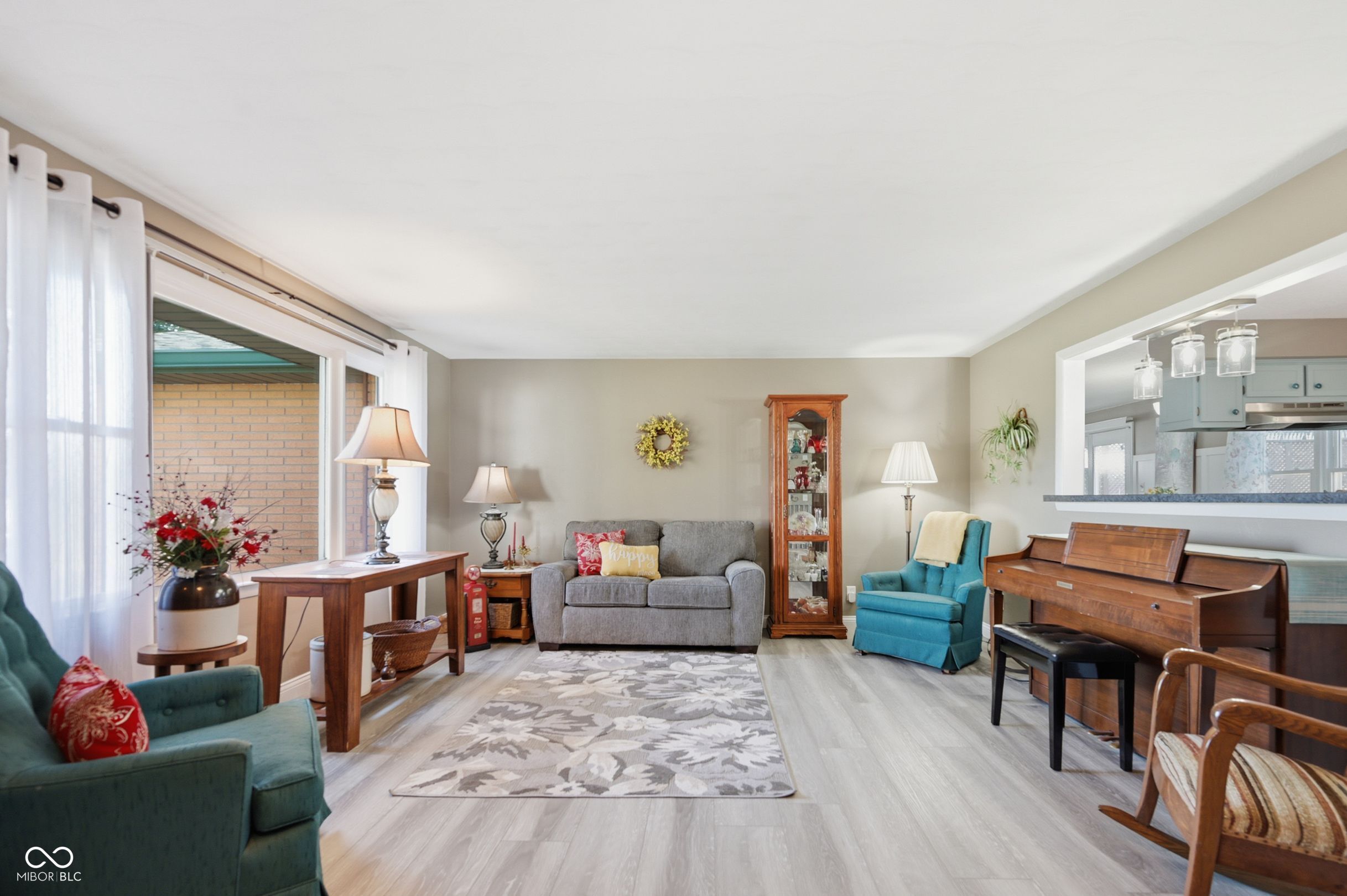 431 S Hardacre Court