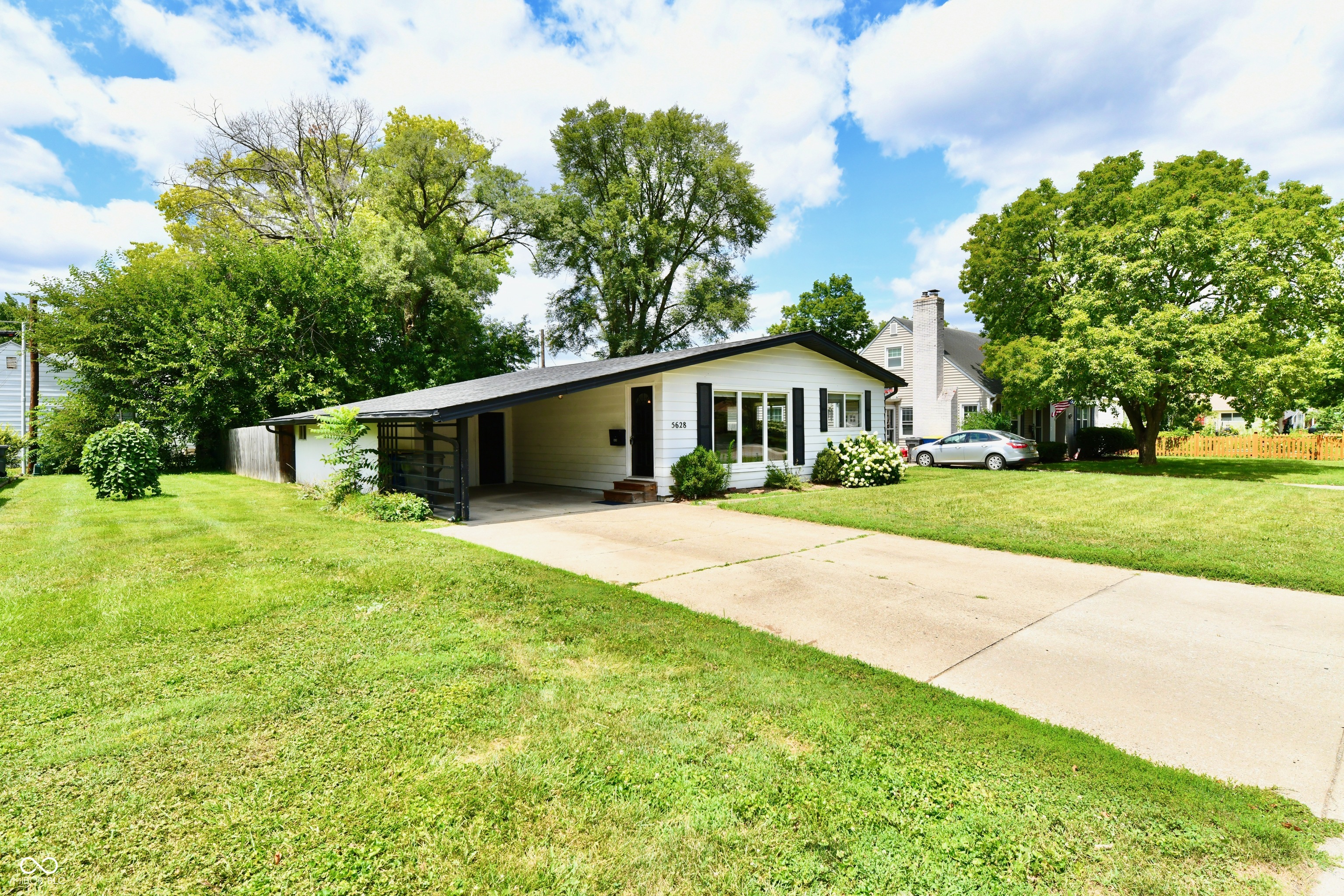5628 N Rural Street