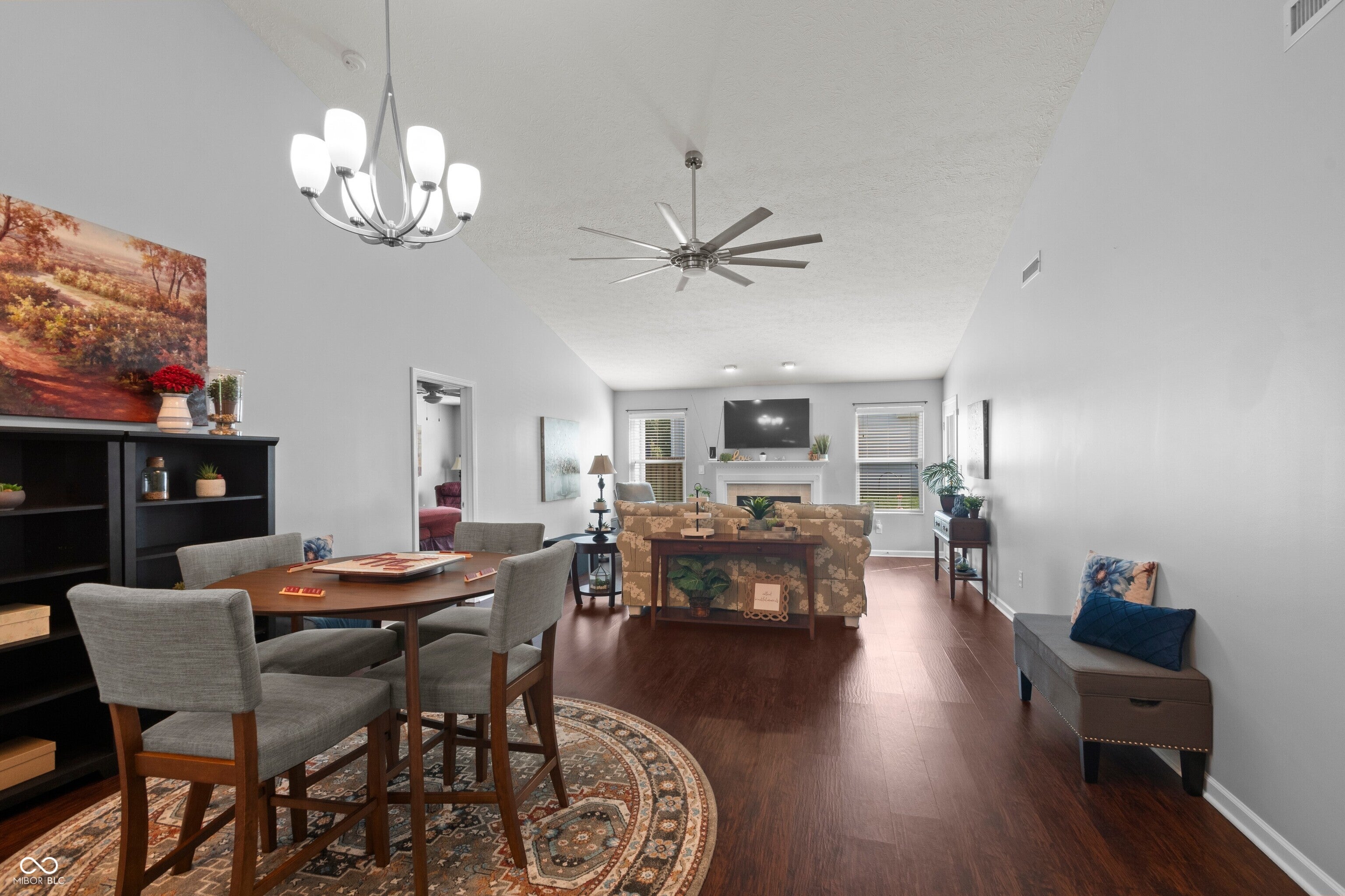 5674 Crump Lane