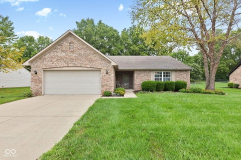 Photo of 20834 Summitt Road, Noblesville, IN 46062 (MLS # 22118433)