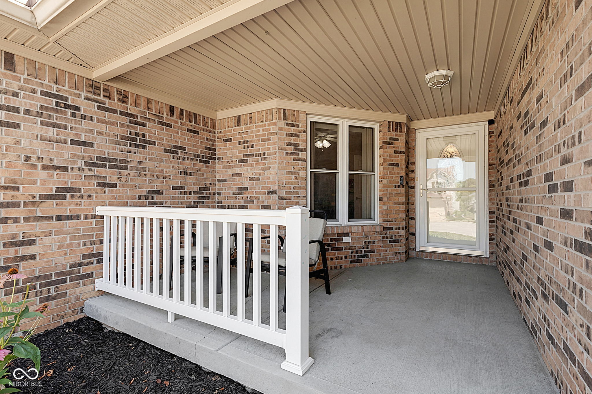 2435 Shorewood Drive