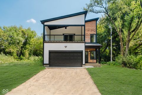 Photo of 4511 N Dearborn Street, Indianapolis, IN 46205 (MLS # 22064326)