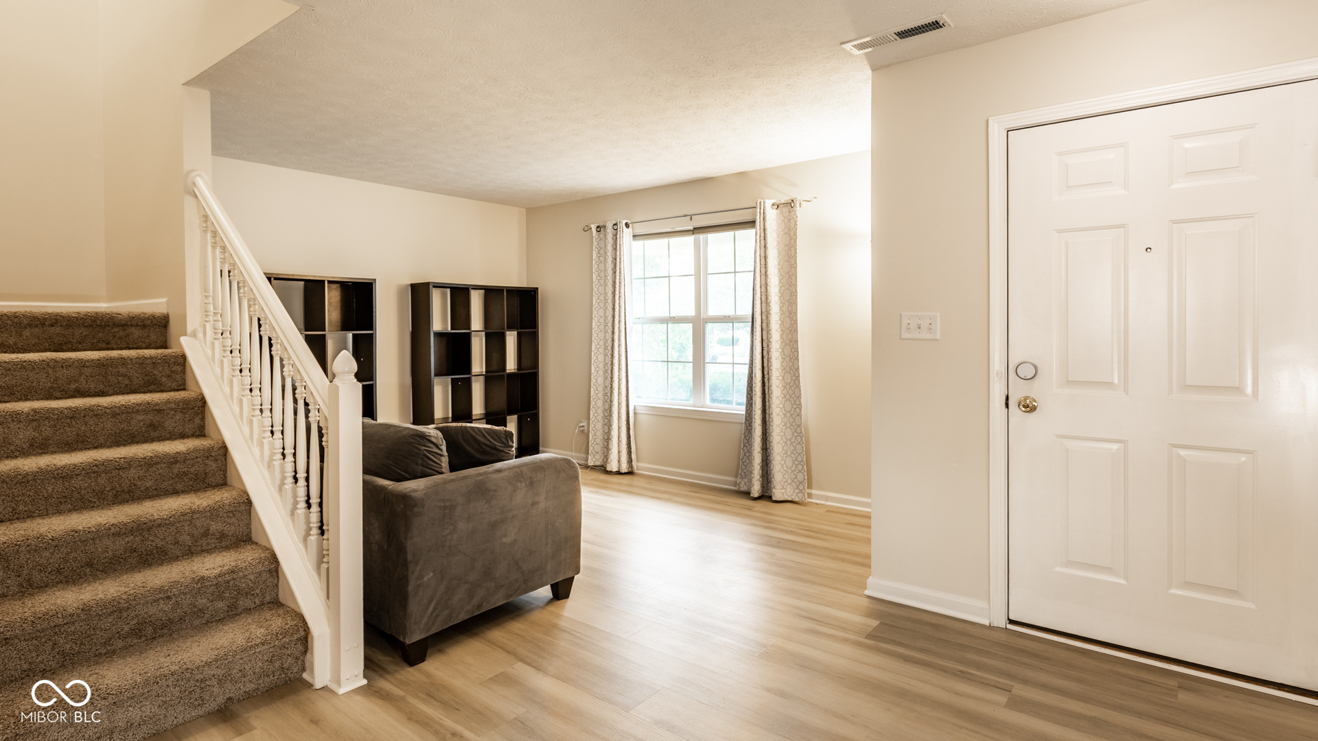 1469 Turncoat Circle