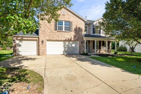 Photo of 11780 Copper Mines Way, Fishers, IN 46038 (MLS # 22128586)