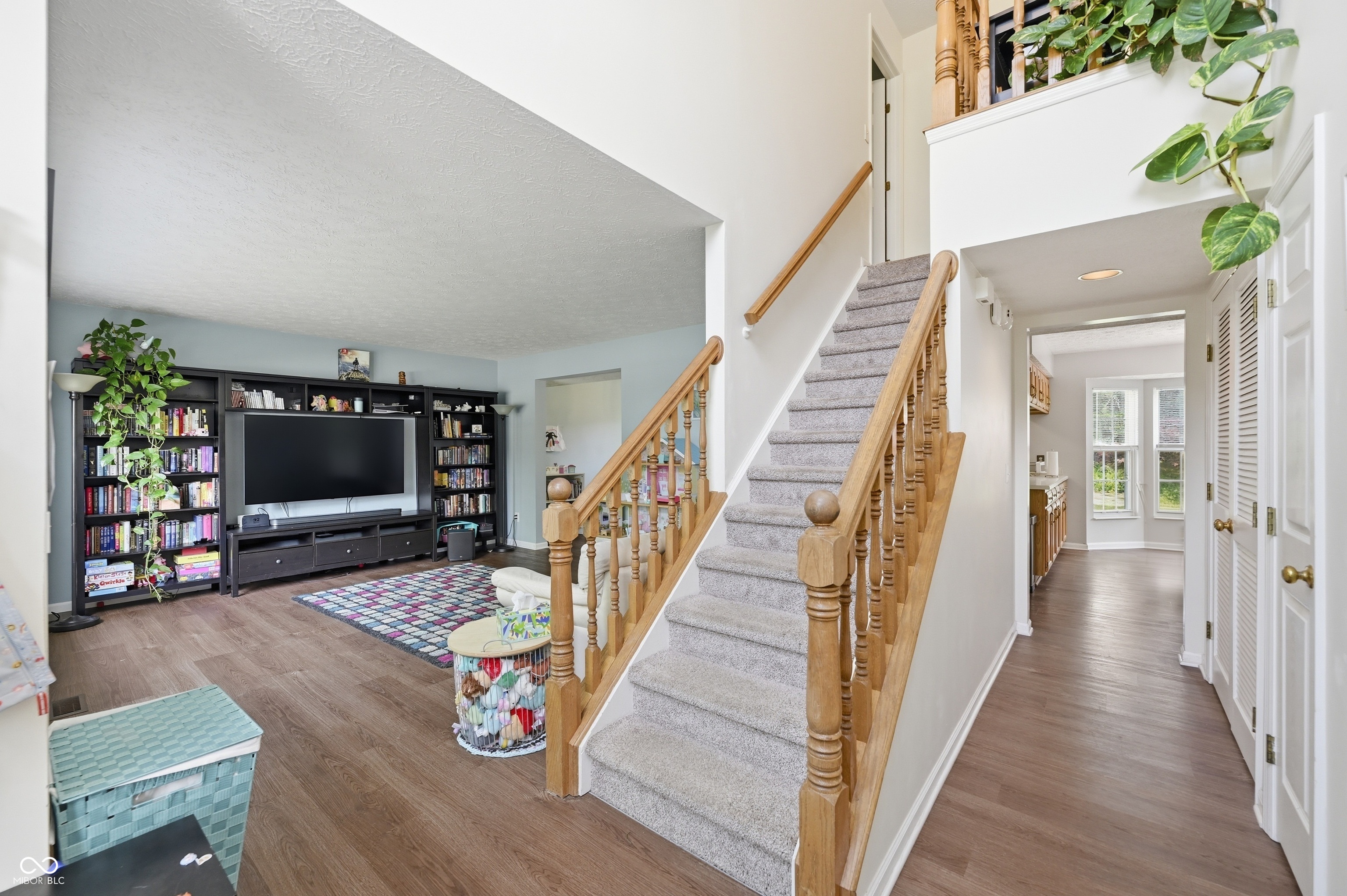 6926 Caribou Drive