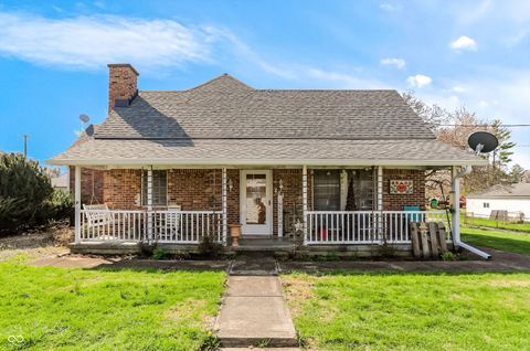 Photo of 401 E Pearl Street, Waldron, IN 46182 (MLS # 22092260)