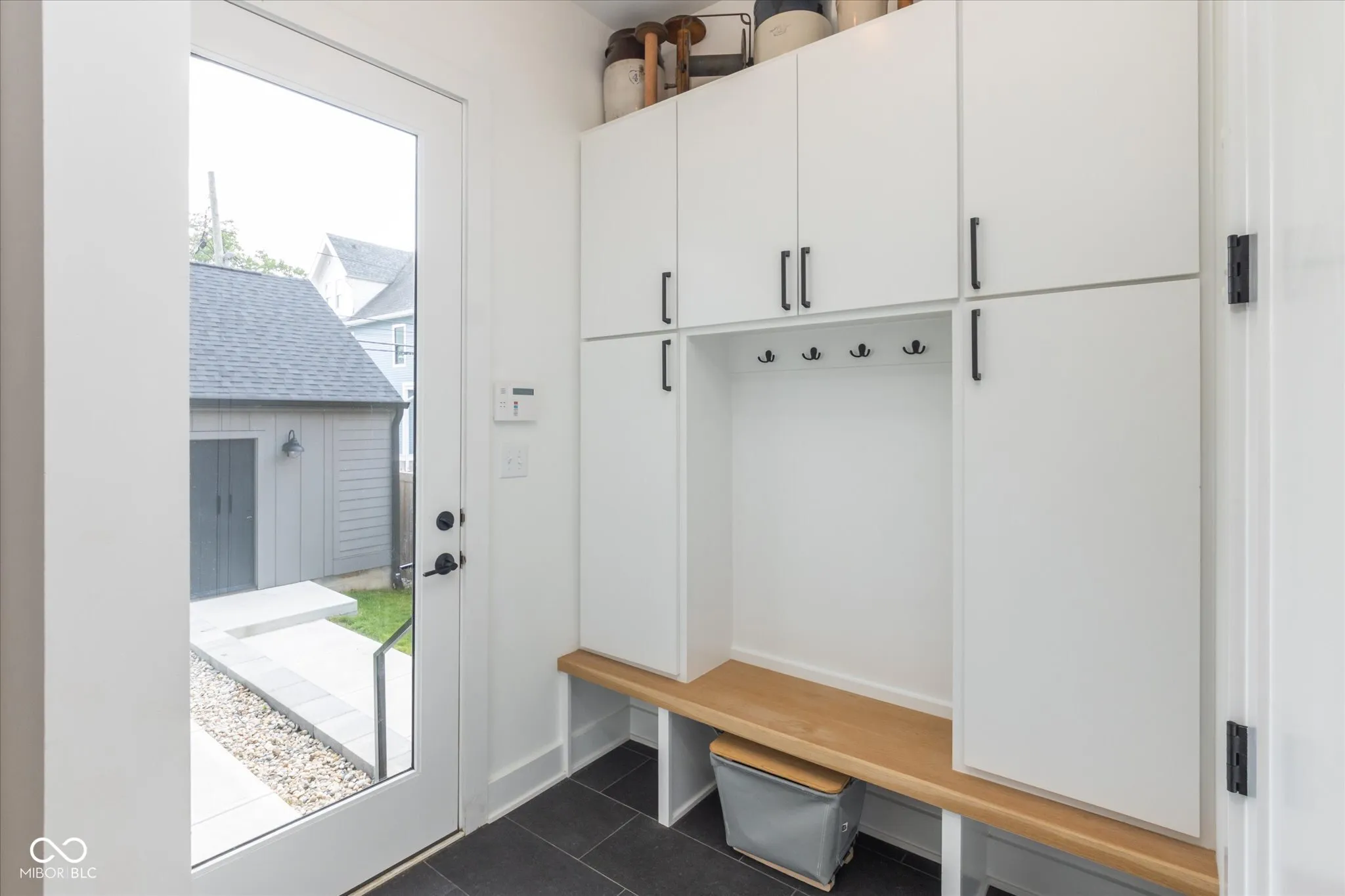 Indianapolis, Indiana 46202, United States, 3 Bedrooms Bedrooms, ,4 BathroomsBathrooms,Residential,Pending,117056