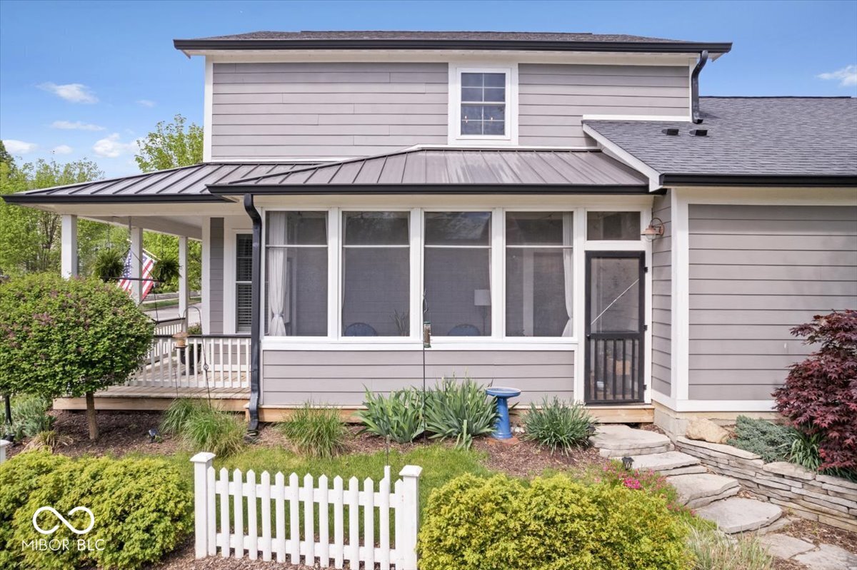 7638 Beekman Terrace