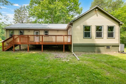 Photo of 5800 South Shore Drive, Nashville, IN 47448 (MLS # 22044160)