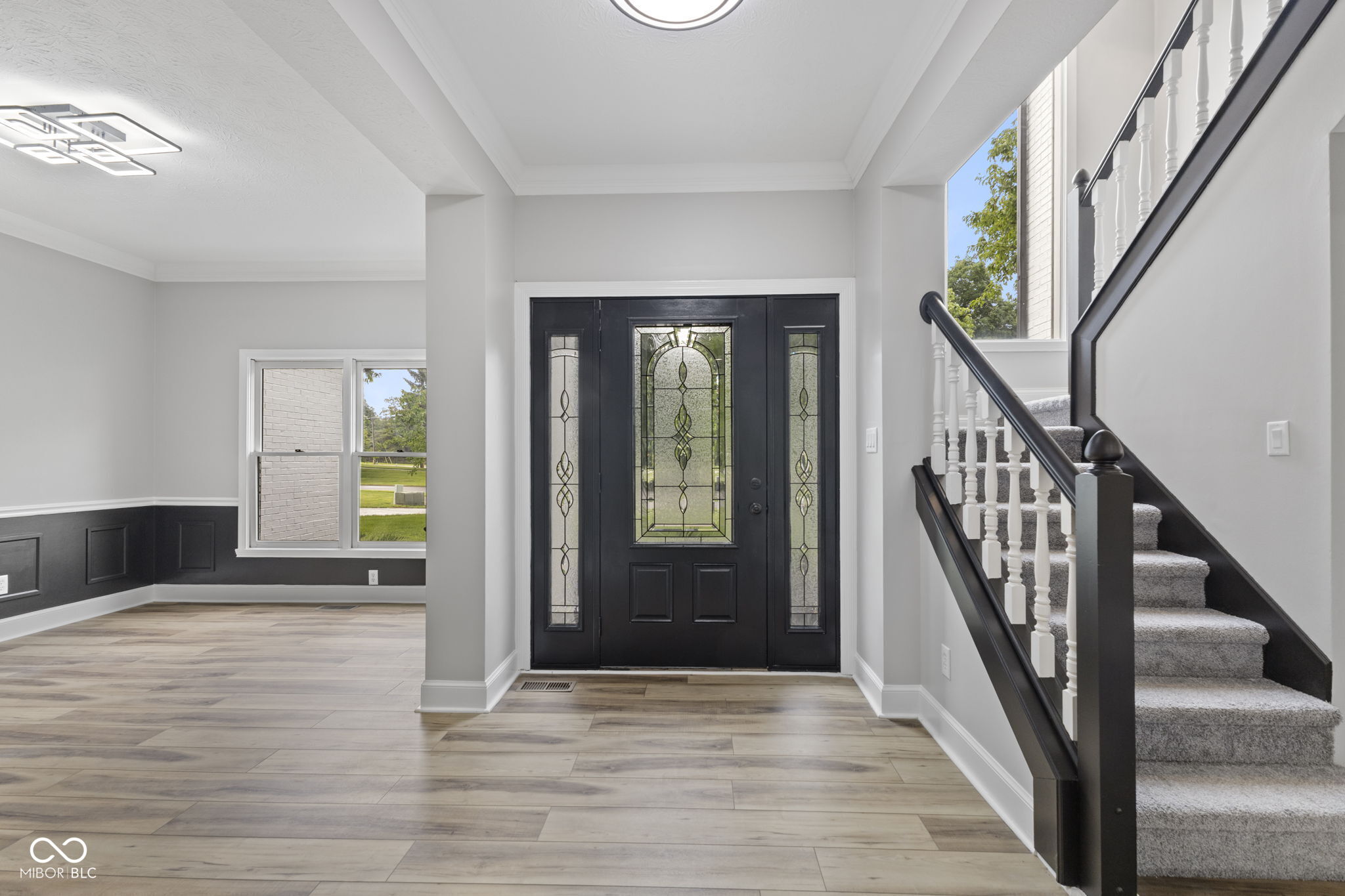 9148 Oak Knoll Lane