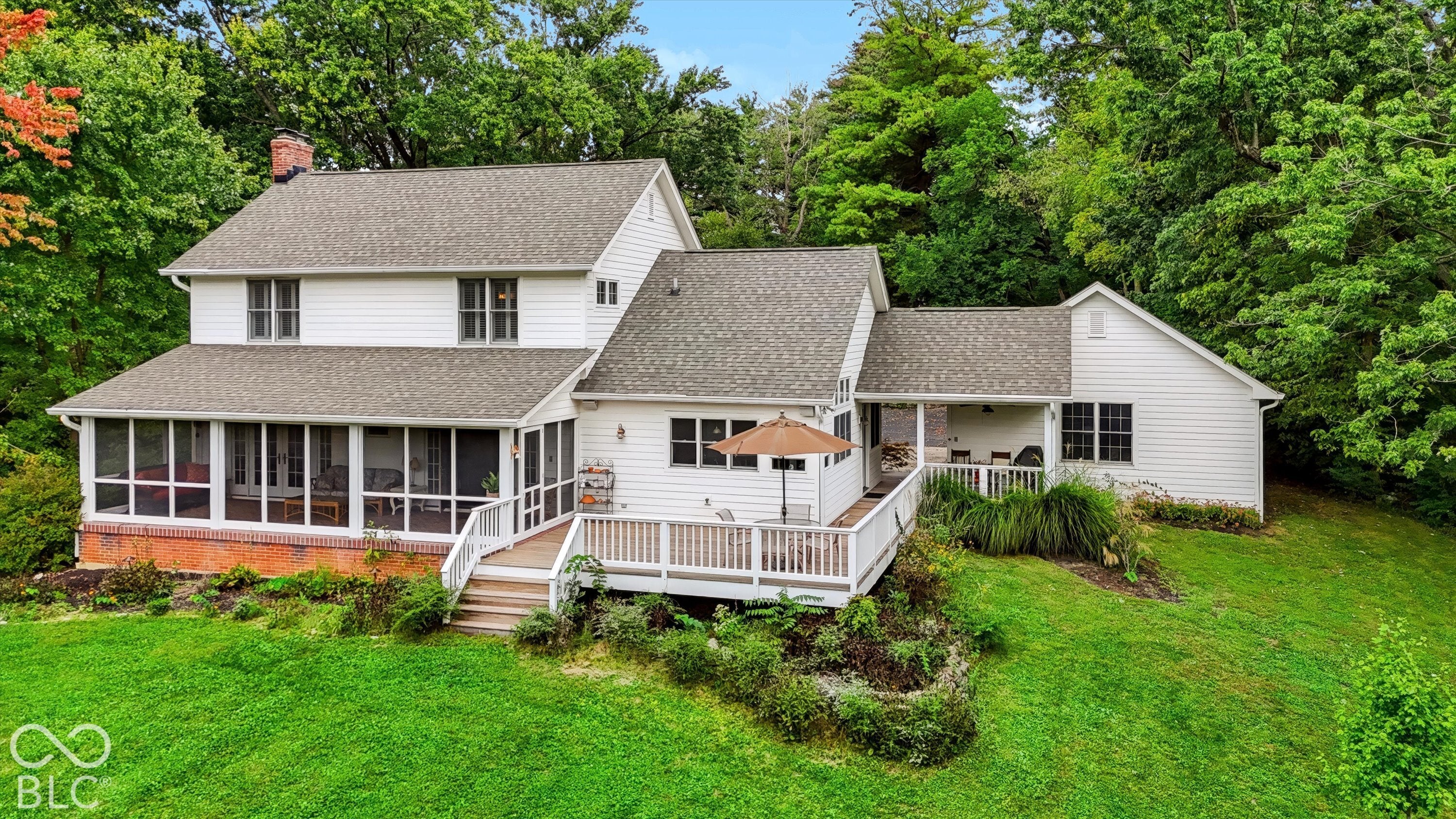 7203 Lakeside Drive