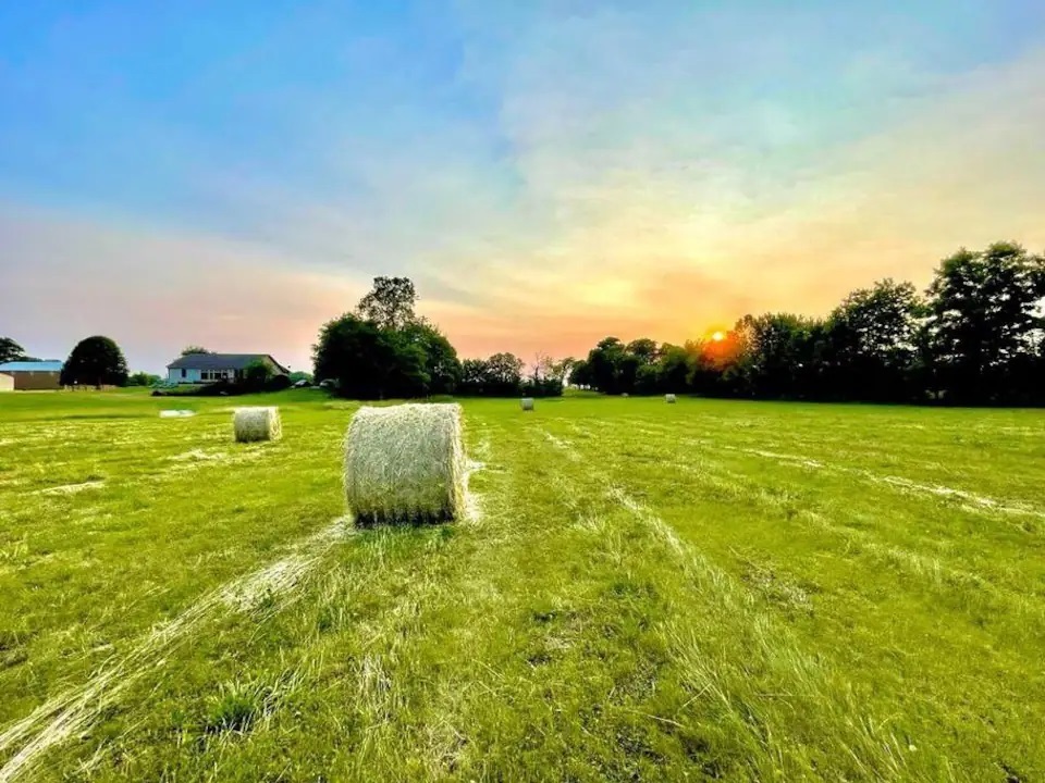 View Danville, IN 46122 property