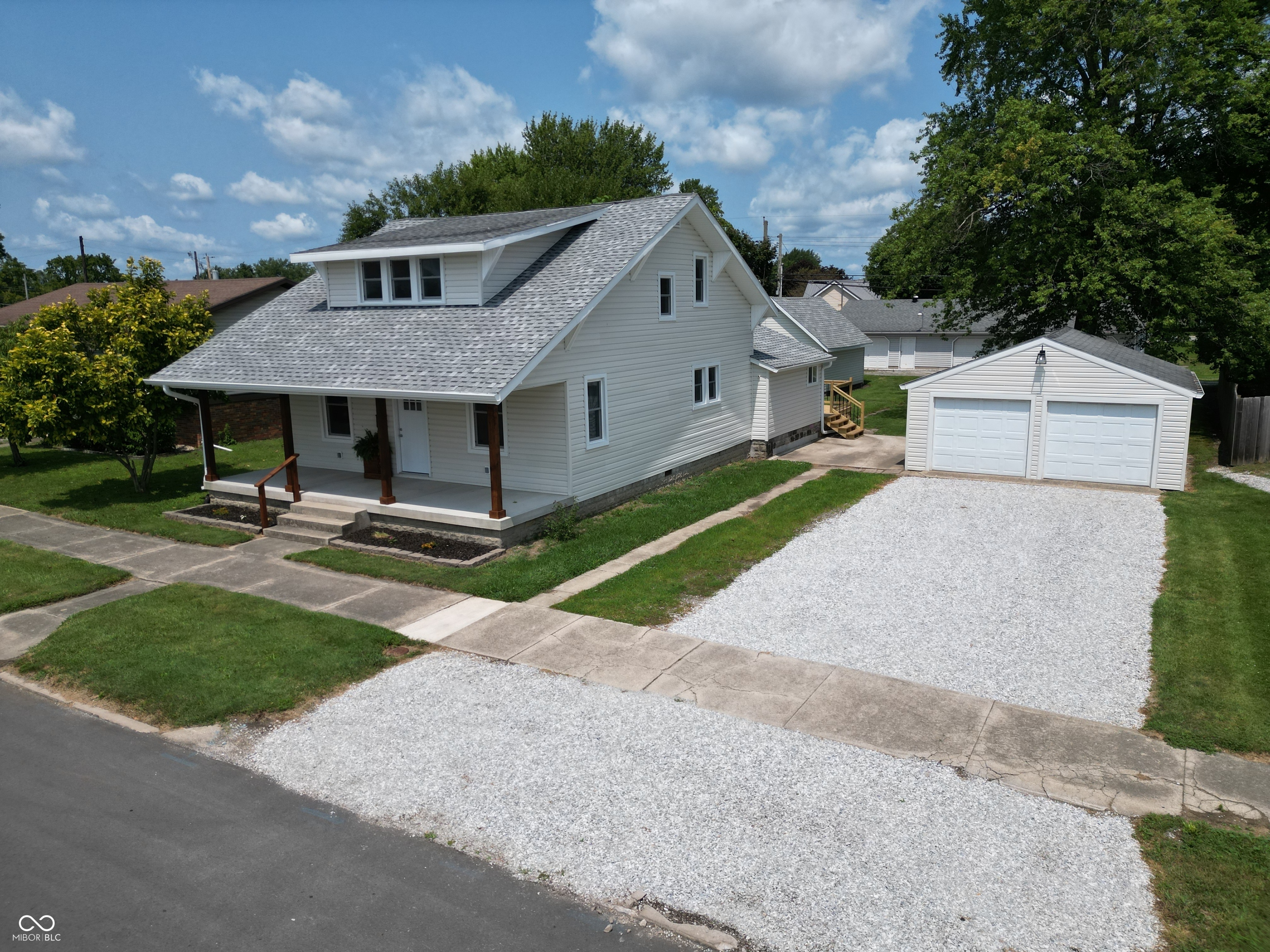 View Elwood, IN 46036 house