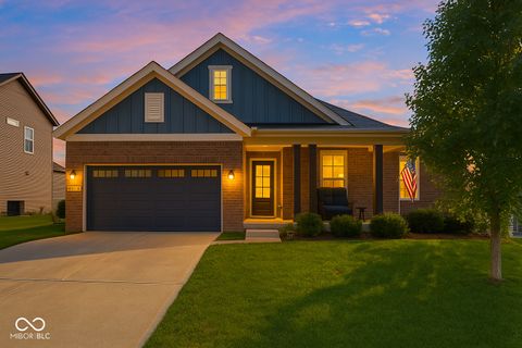 Photo of 6533 Treeline Lane, McCordsville, IN 46055 (MLS # 22063276)