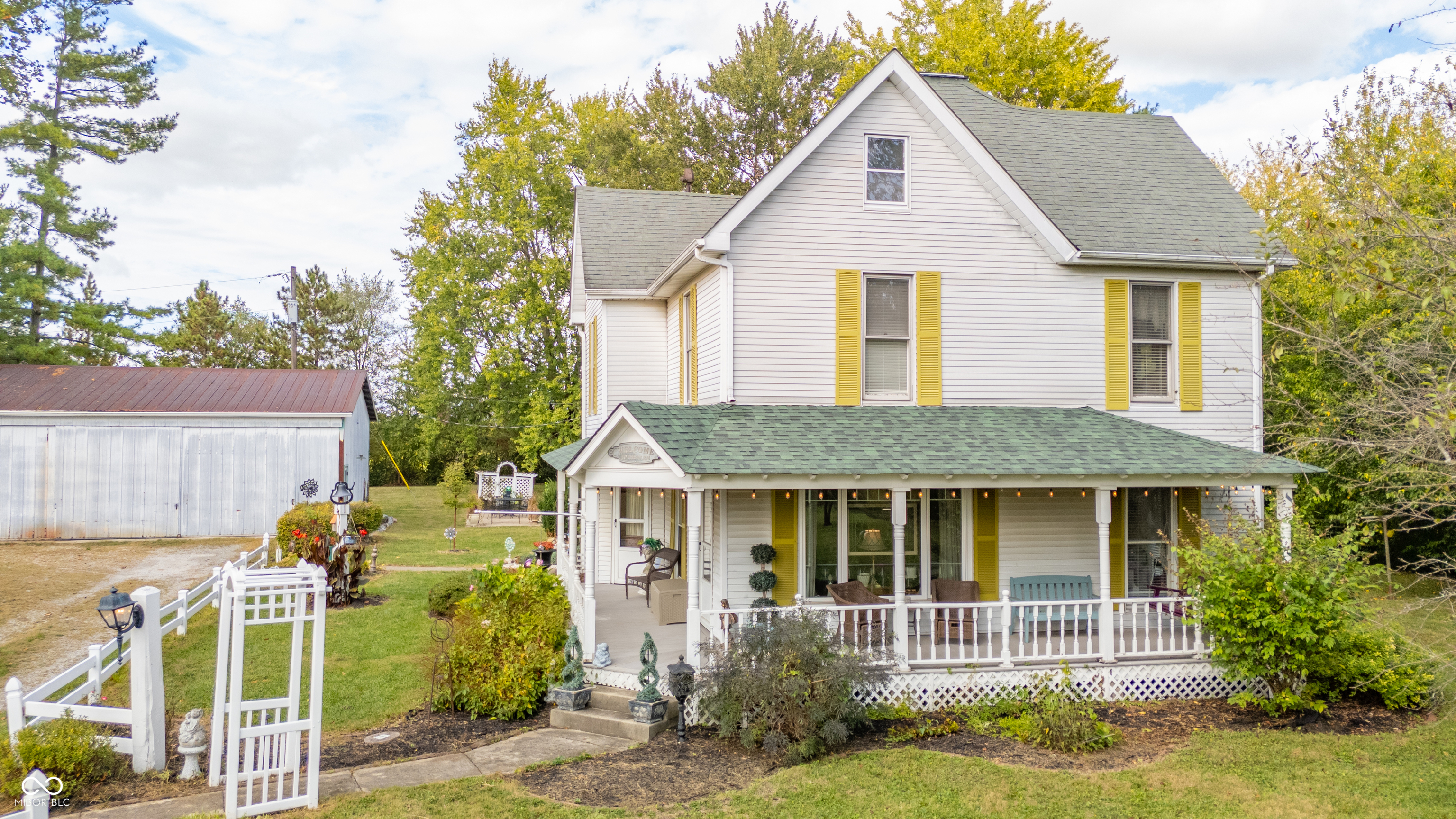 1096 W State Road 38