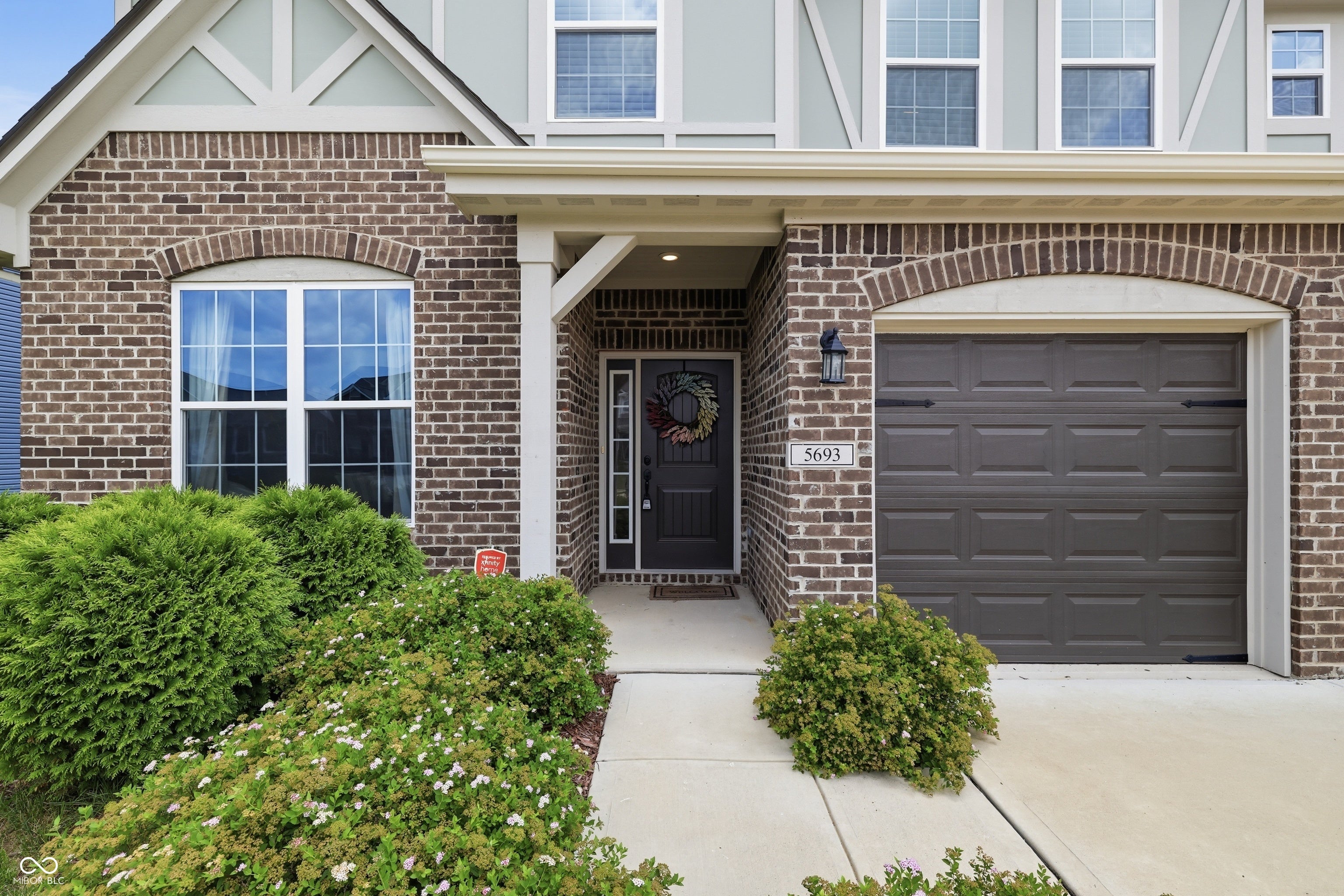 5693 Terracotta Trace