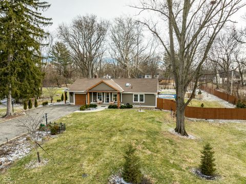 Photo of 5907 N Tuxedo Street, Indianapolis, IN 46220 (MLS # 22085552)