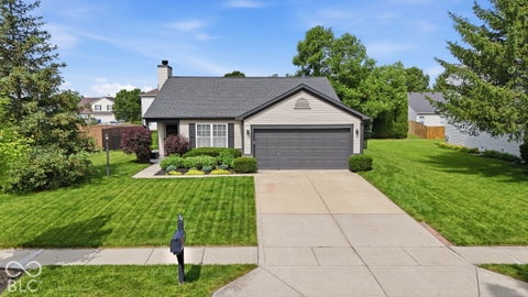 Photo of 11974 Princewood Drive, Fishers, IN 46037 (MLS # 22131058)