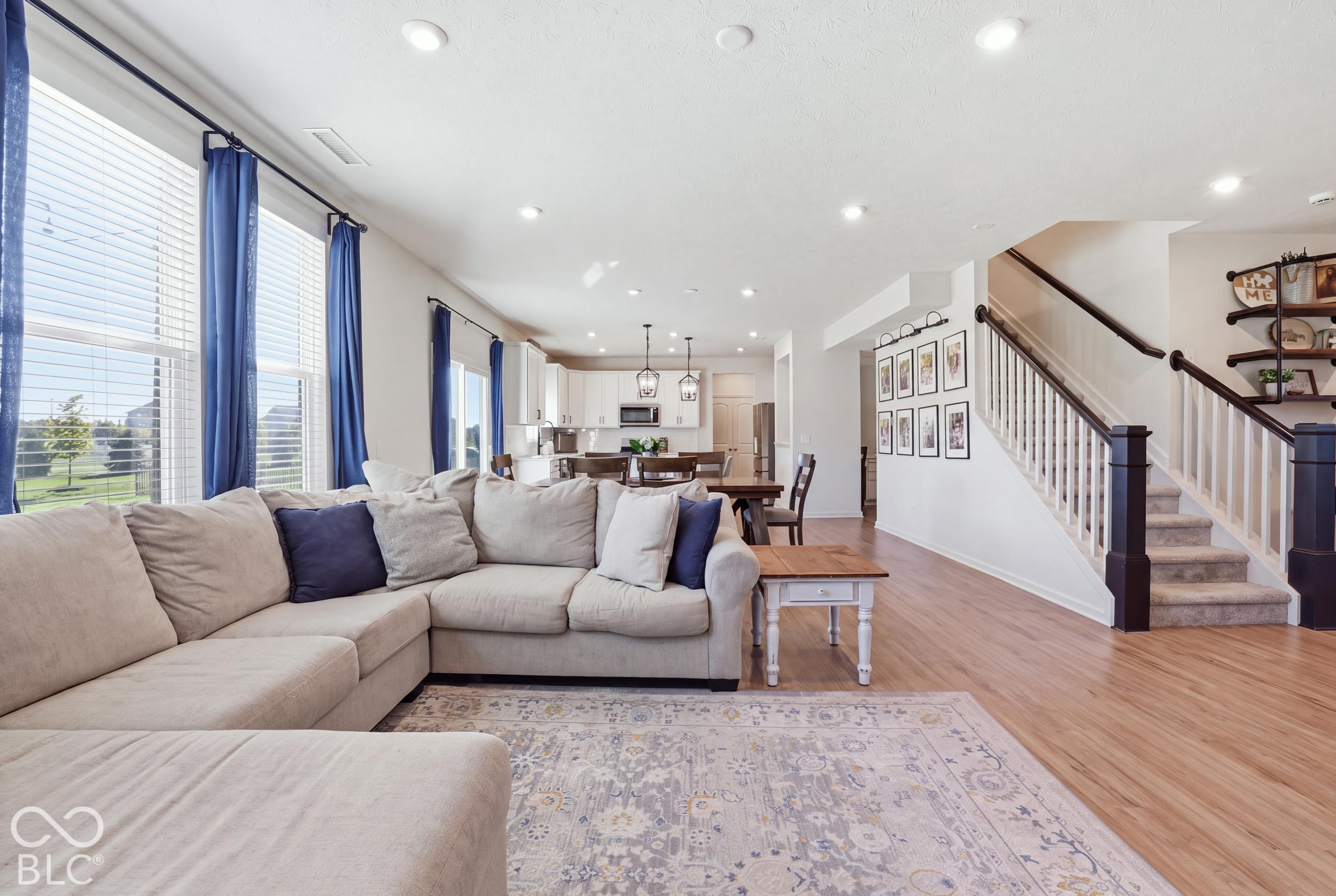 588 Cowley Drive