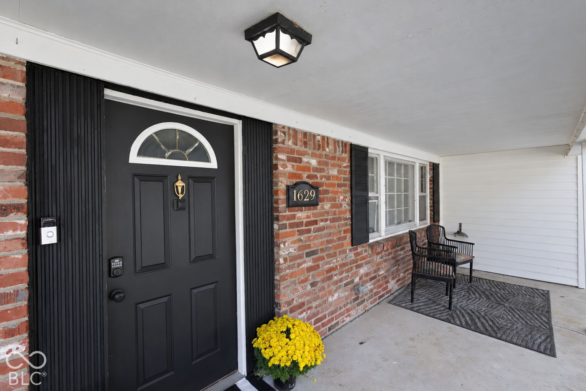 1629 W 74th Place