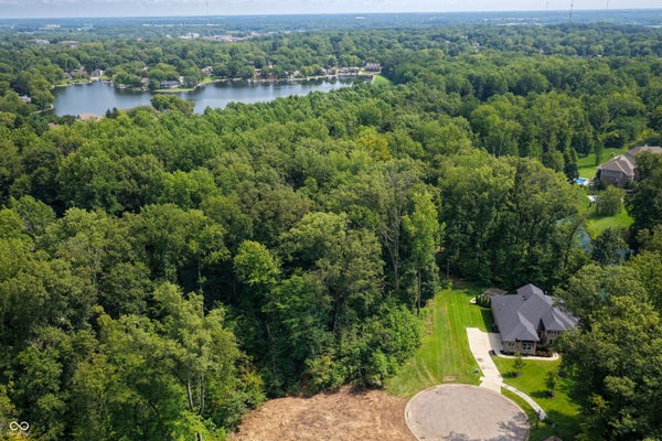 5066 OAK RIDGE TRL, COLUMBUS, IN 47201 - Image dfa11b6b60eeb8b8166426fa9144bdc1/1086825975