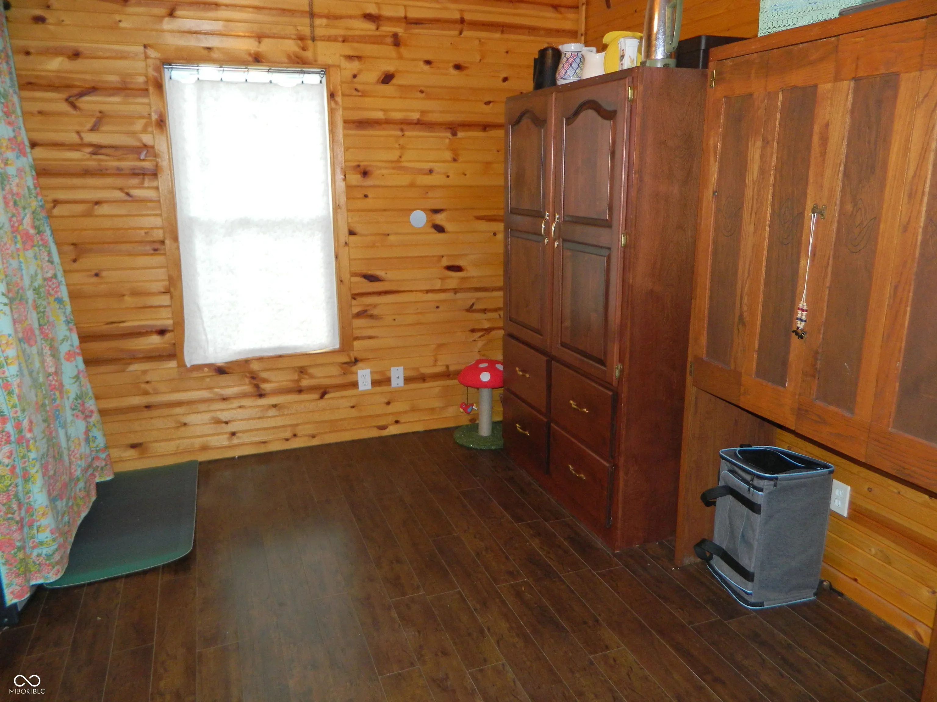 Scottsburg, Indiana 47170, United States, 1 Bedroom Bedrooms, ,1 BathroomBathrooms,Residential,Active,122043