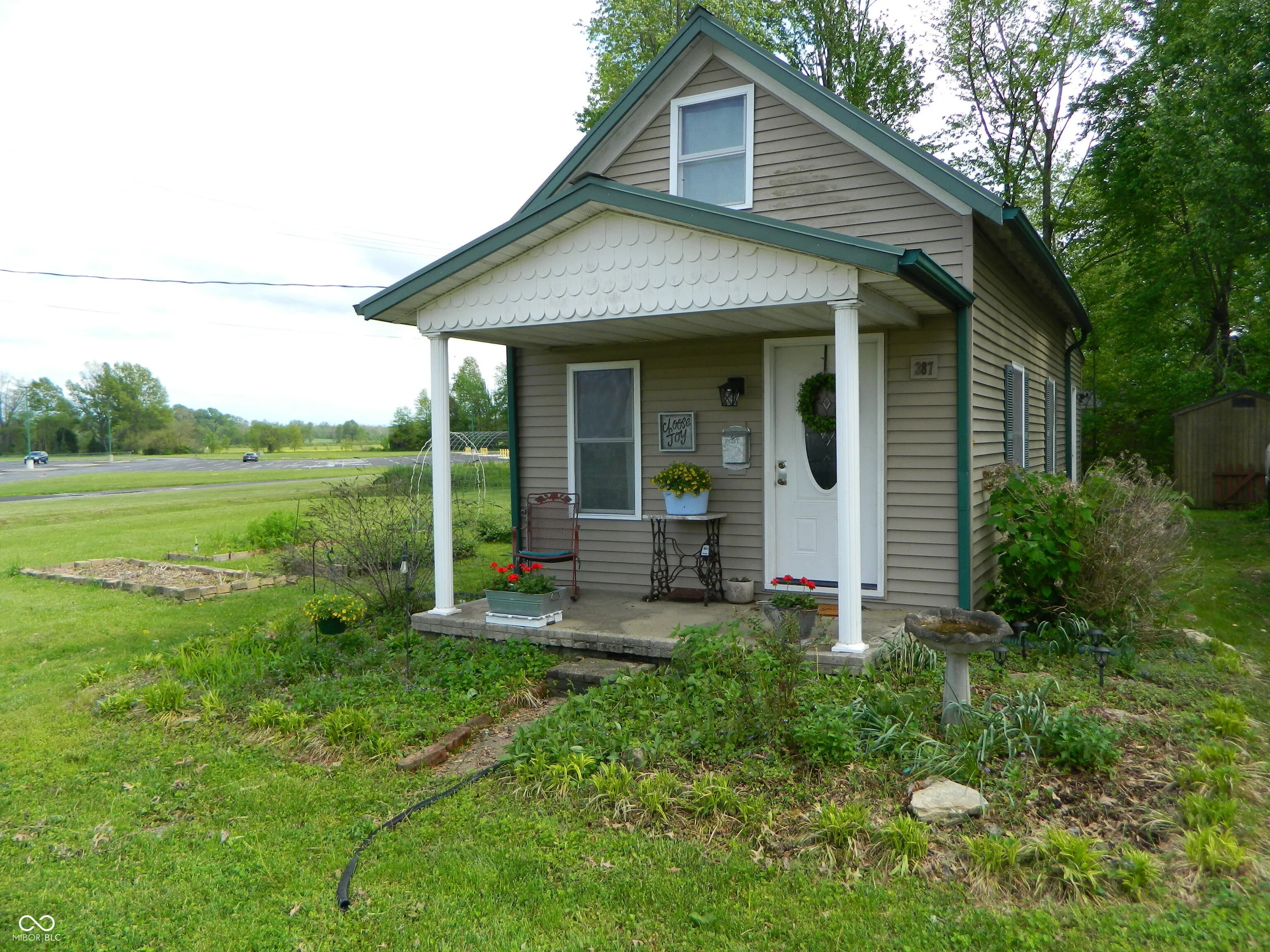 Scottsburg, Indiana 47170, United States, 1 Bedroom Bedrooms, ,1 BathroomBathrooms,Residential,Active,122043