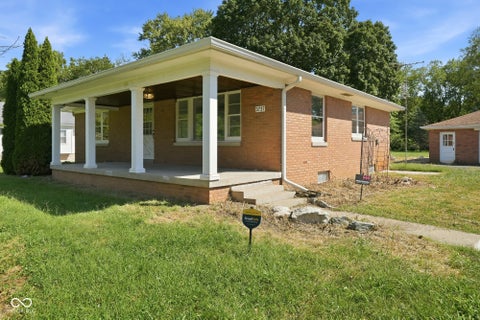 Photo of 3737 S Meridian Street, Indianapolis, IN 46217 (MLS # 22125455)