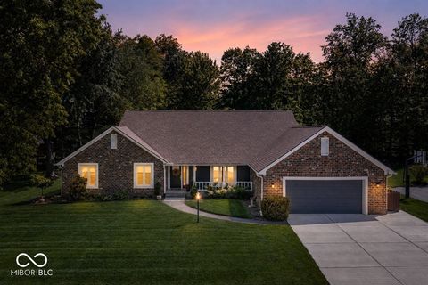 Photo of 1291 Driftwood Drive, Carmel, IN 46033 (MLS # 22101111)
