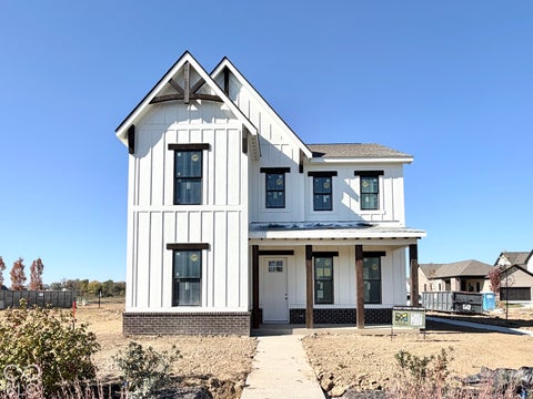 Photo of 17274 Ditch Road, Westfield, IN 46074 (MLS # 22107302)