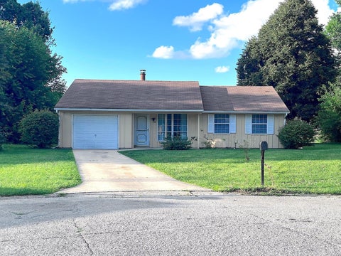 Photo of 4461 Pepperidge Circle, Indianapolis, IN 46235 (MLS # 22118977)