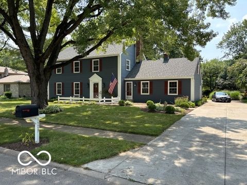 Photo of 1129 Fairbanks Drive, Carmel, IN 46033 (MLS # 22054161)