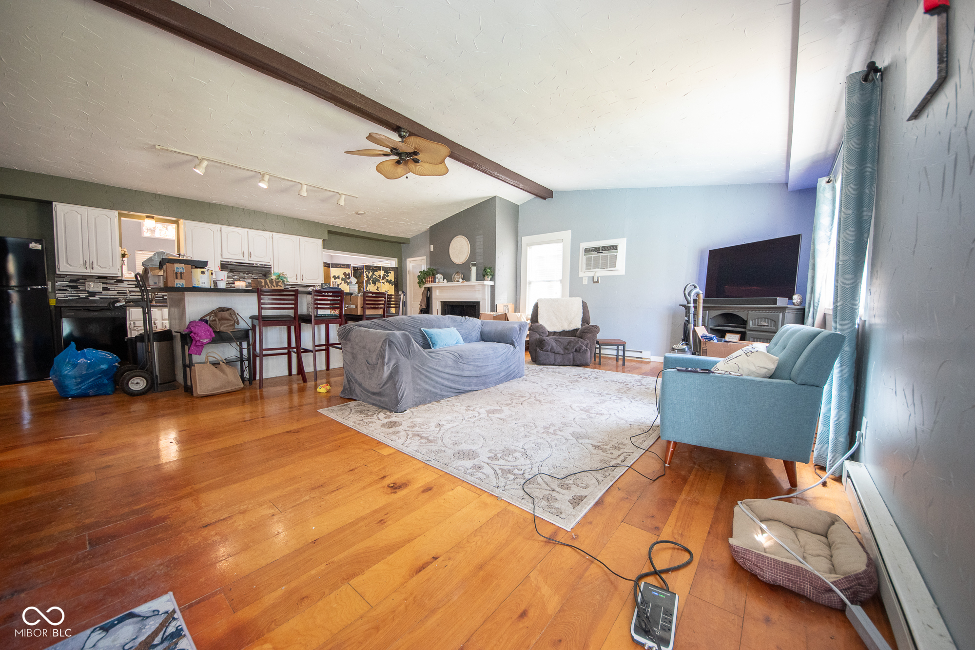 402 W Black Foot Trail