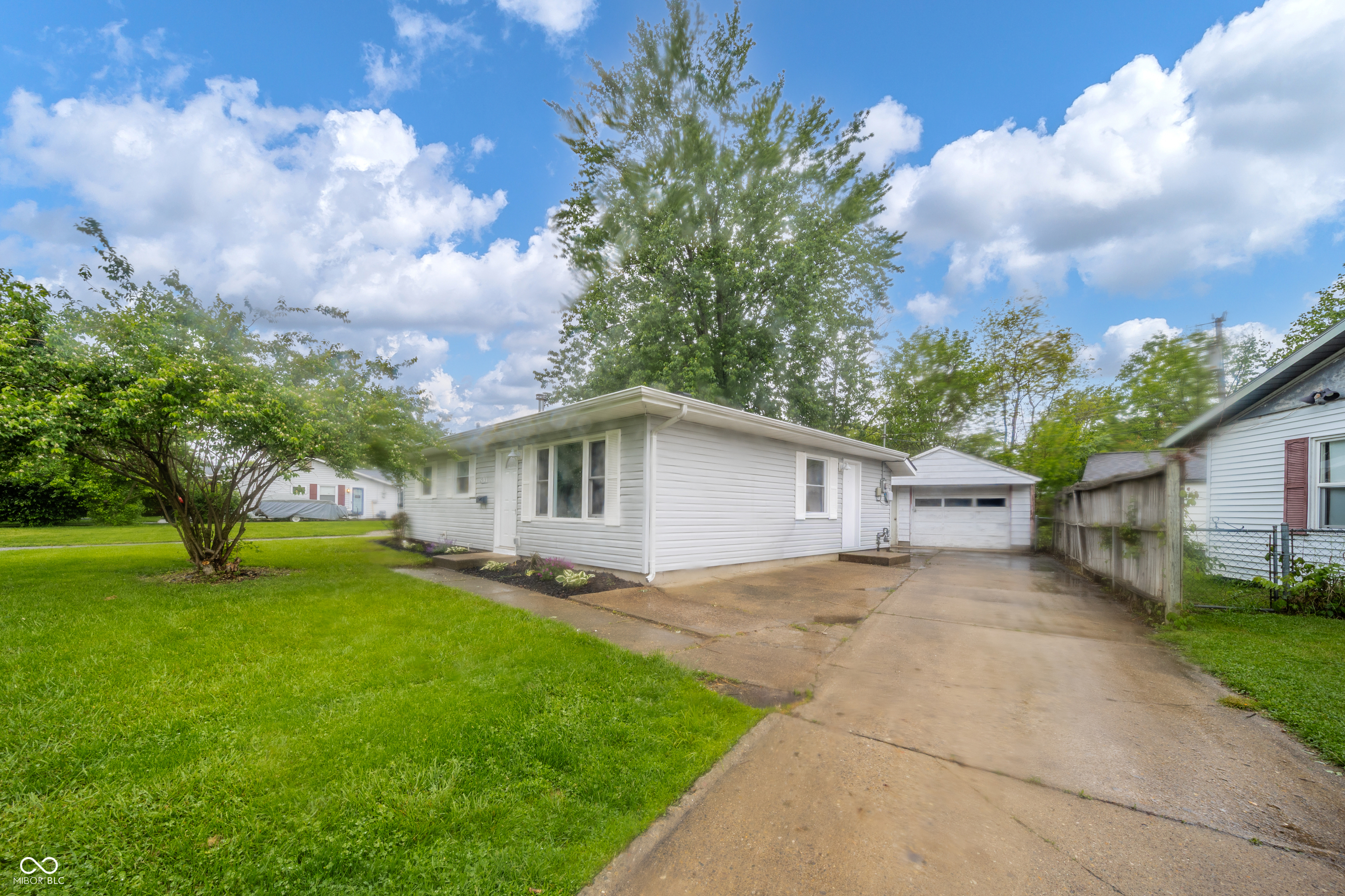 2913 Dakota Drive